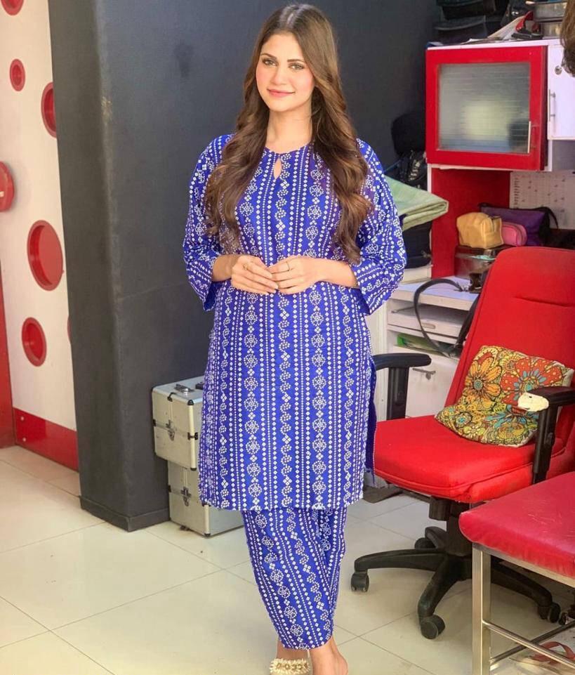 2 Pcs Women's Stitched Linen Block Printed Shirt And Trouser