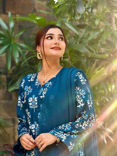 2 Pcs Women's Stitched Block Printed Shirt & Trouser