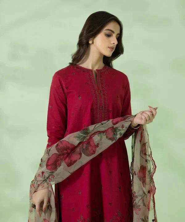 3 Pcs Women's Unstitched Embroidered Lawn Suit Hype Hem