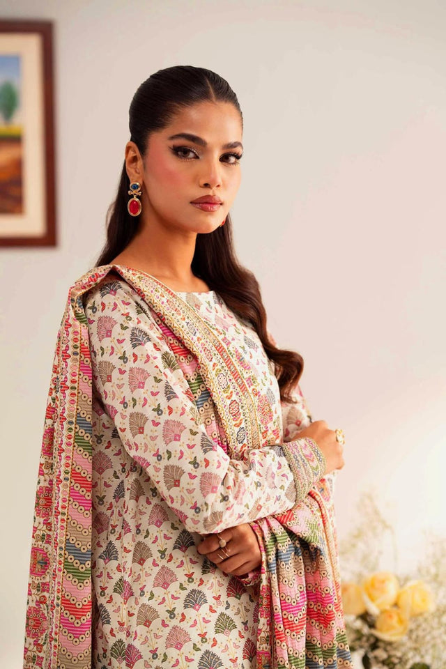 3 Pcs Women's Unstitched Printed Suit