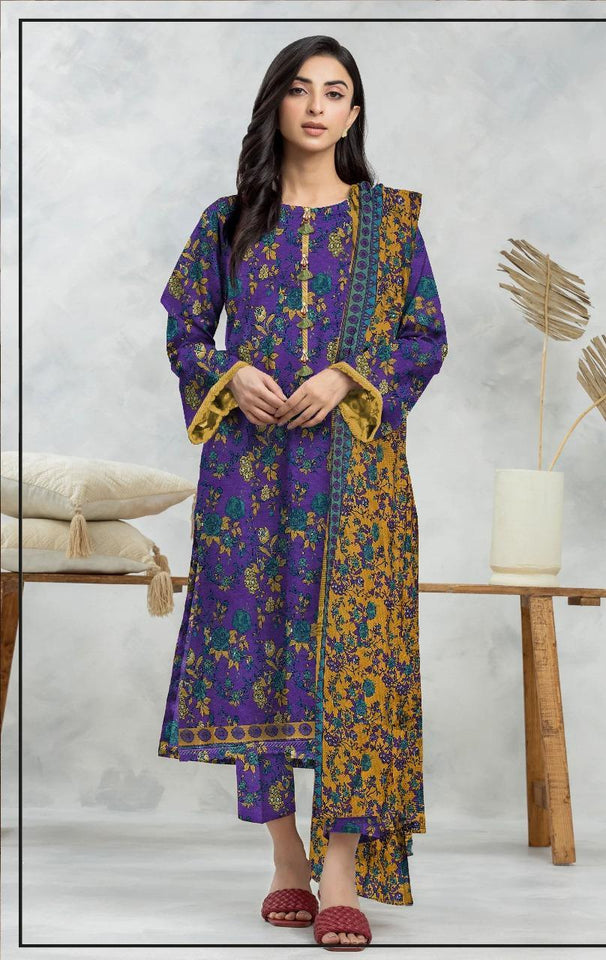 3 Pcs Women's Unstitched Printed Suit