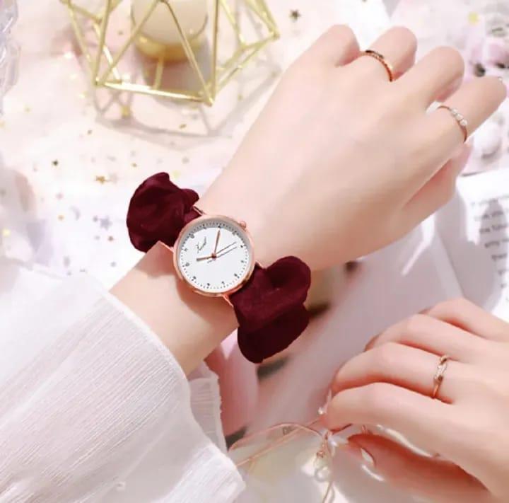 Women's Quartz Water Resistant Analogue Watch
